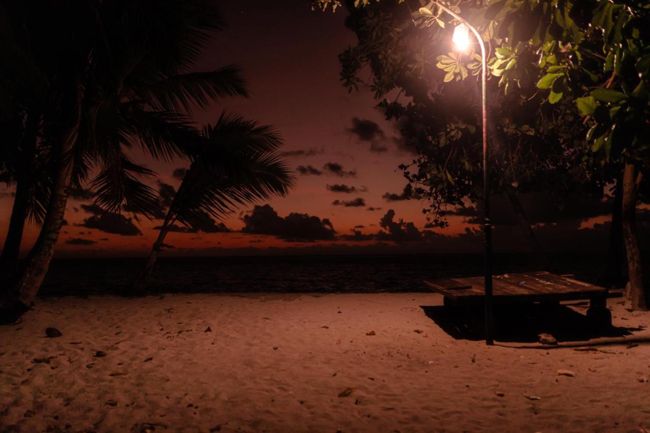 Wow Retreat Hotel Felidhoo Bagian luar foto