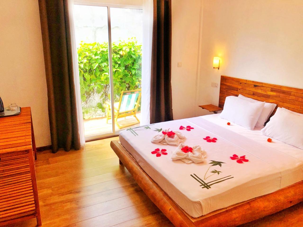 Wow Retreat Hotel Felidhoo Bagian luar foto